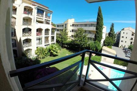 Les Coralines Apartment Sainte-Maxime Bagian luar foto